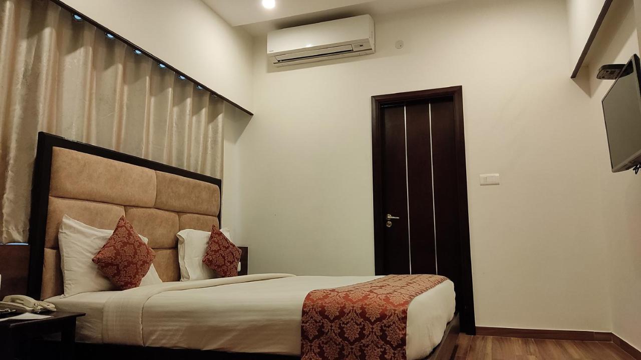 The Continentti Whitefield Hotel Bangalore Ngoại thất bức ảnh